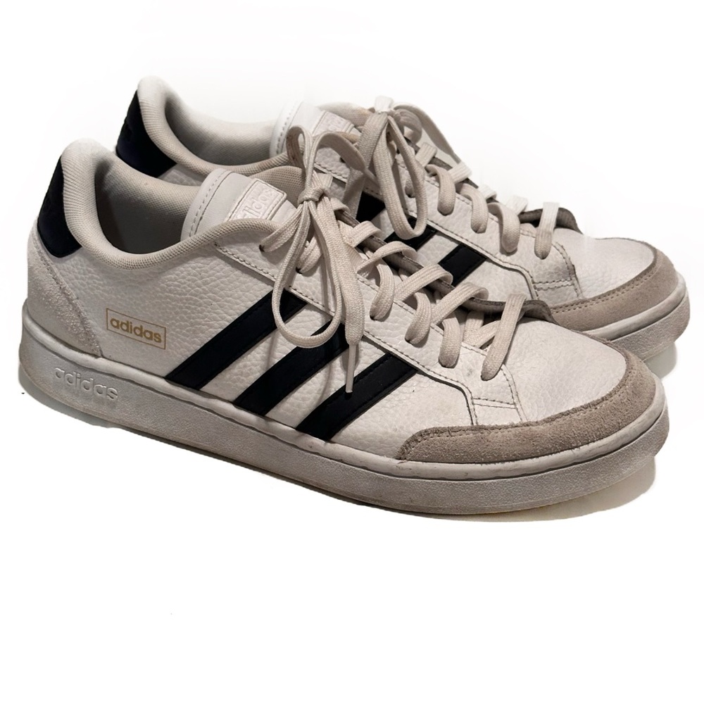 Adidas Grand Court SE Shoes
